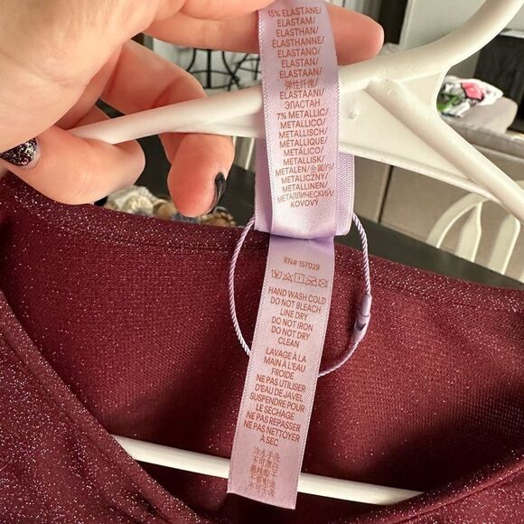 Savage X Fenty Red Burgundy Shimmer Sleep & Shine Long-Sleeve Cropped Top - Picture 8 of 8